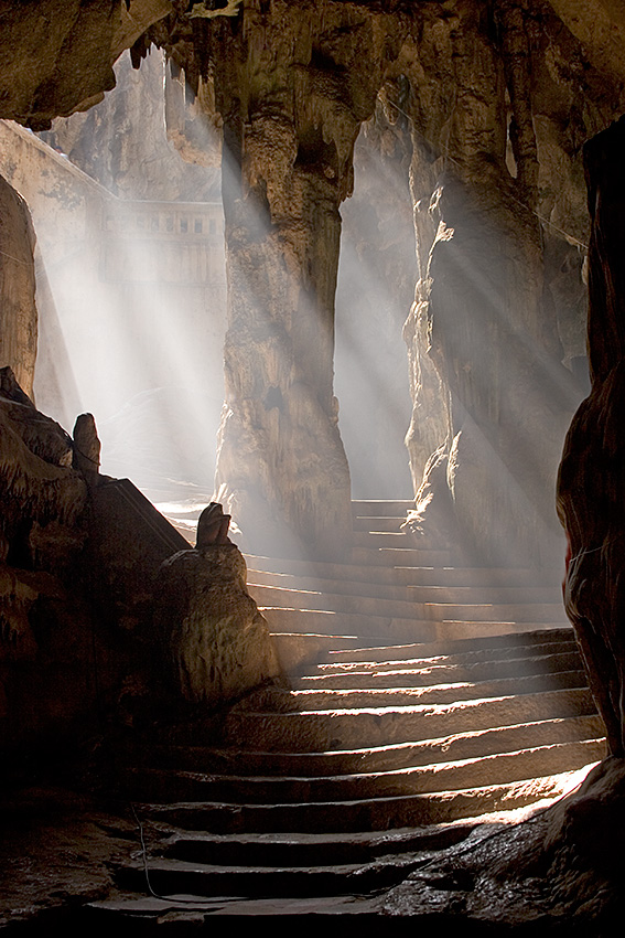 mother nature: Tham Khao Luang Cave - Temple in Thailand