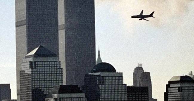 A harmadik torony rejtélye: Ki robbantotta fel a 47 emeletes WTC épületét 2001. szeptember 11-én?