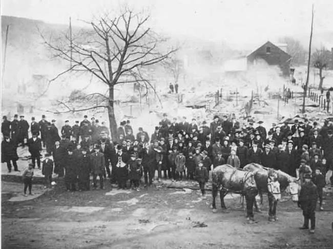 Egyszerűen felgyújtották a szemetet: egy amerikai város, amely 60 éve ég, és még 250 évig égni fog